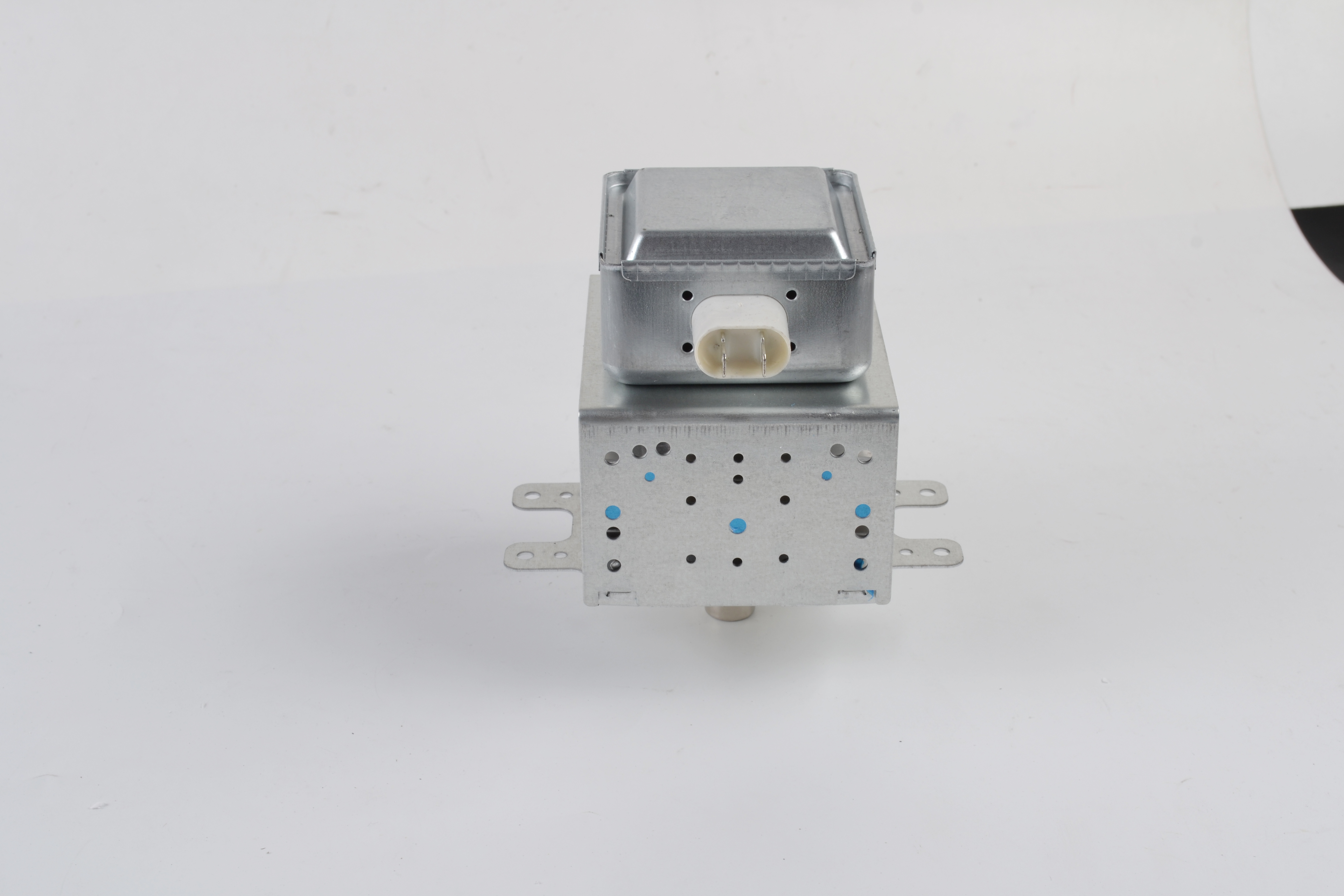 Magnetron - B11010097